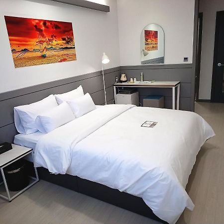 Hi& Hotel Pyeongtaek Exterior photo